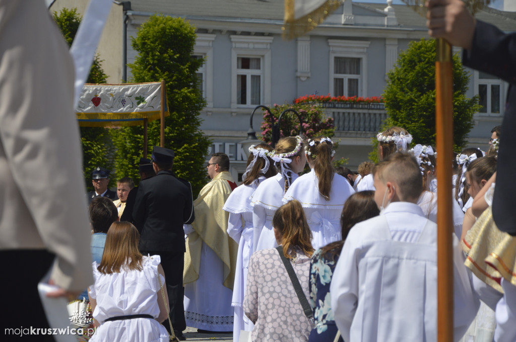 Procesja Bożego Ciała w parafii św. Teresy od Dzieciątka Jezus w Kruszwicy