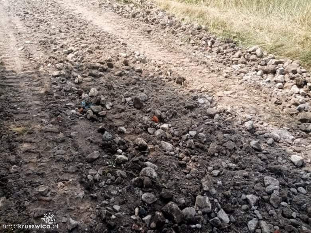  W Bachorcach utwardzono drogę, która została zniszczona przez ulewę [ZDJĘCIA]