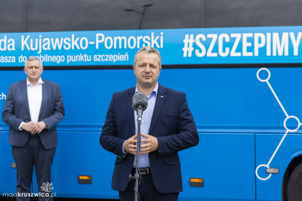 Szczepionkobus na trasie w Kujawsko-Pomorskiem