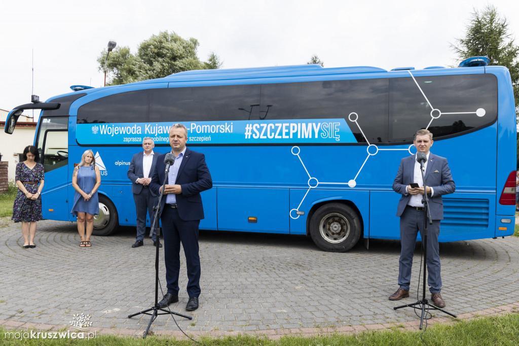 Szczepionkobus na trasie w Kujawsko-Pomorskiem
