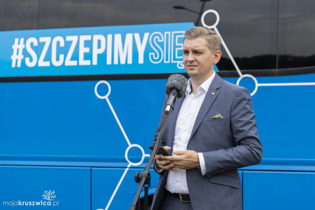 Szczepionkobus na trasie w Kujawsko-Pomorskiem