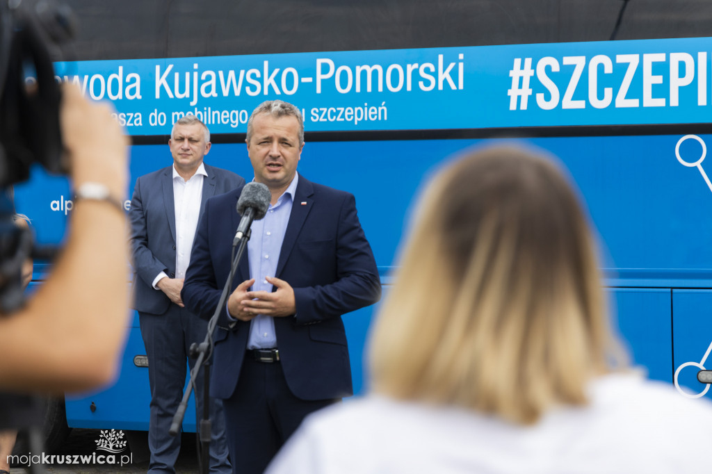 Szczepionkobus na trasie w Kujawsko-Pomorskiem