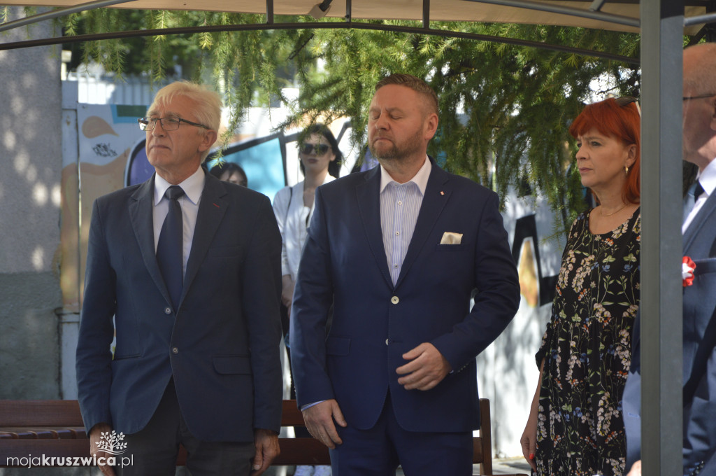 Uroczysty apel w Szkole Rzemiosła