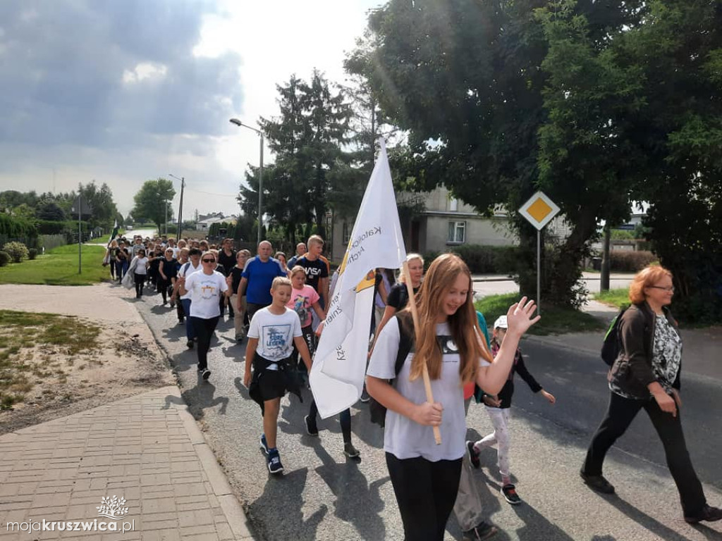 83 pielgrzymów z Kruszwicy wędrowało do Inowrocławia [FOTO]