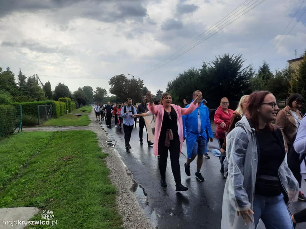83 pielgrzymów z Kruszwicy wędrowało do Inowrocławia [FOTO]