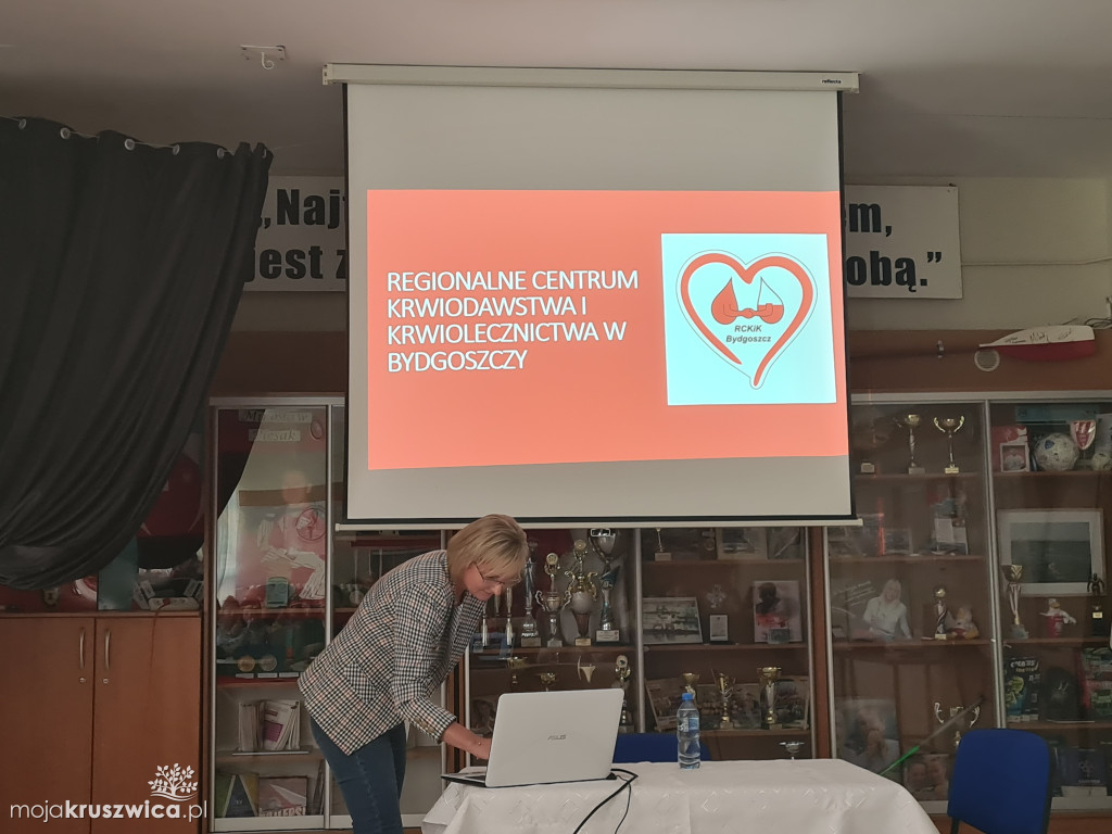 W Kruszwicy spotkali się z pracownikiem Regionalnego Centrum Krwiodawstwa [ZDJĘCIA]