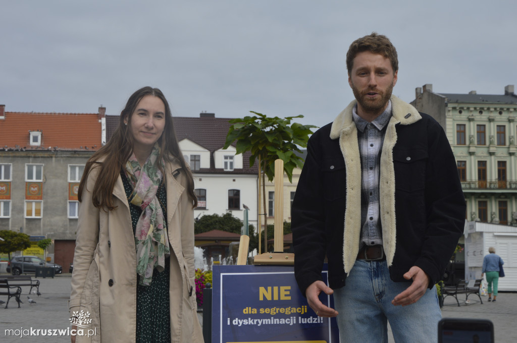 Sprzeciwiają się segregacji sanitarnej i ostrzegają przed nową ustawą. Dziś wystosowali apel do mieszkańców powiatu