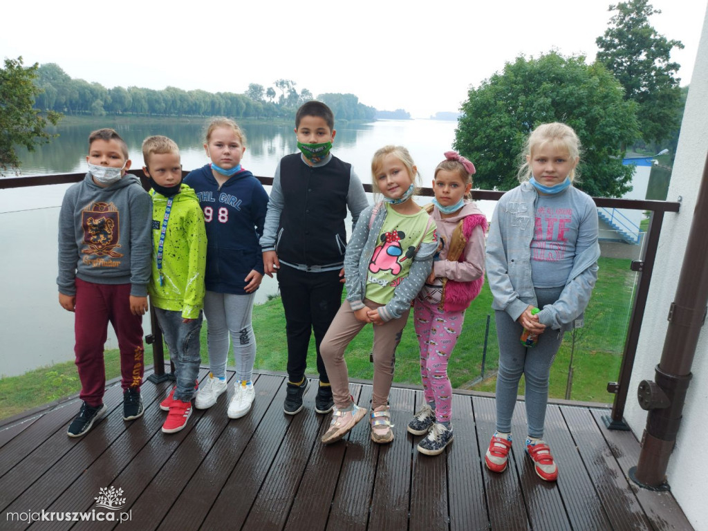 Uczniowie z Polanowic odwiedzili Nadgoplański Park Tysiąclecia w Kruszwicy