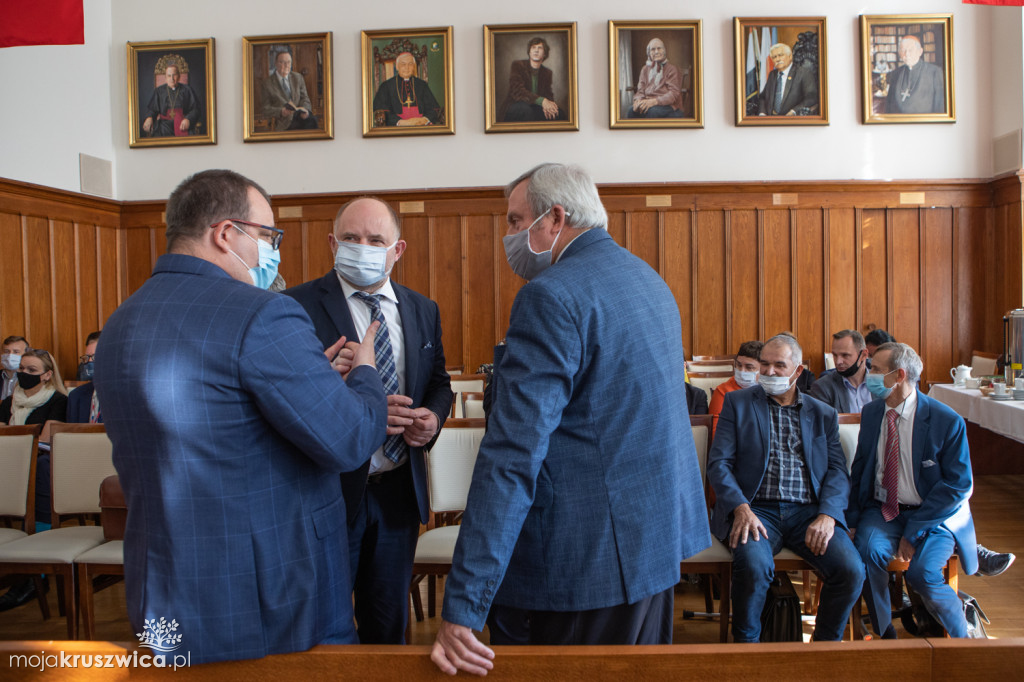 Zdecydowali o przystąpieniu do Stowarzyszenia Droga Ekspresowa S10 oraz omówili sytuację kadrową we włocławskim szpitalu [FOTO]