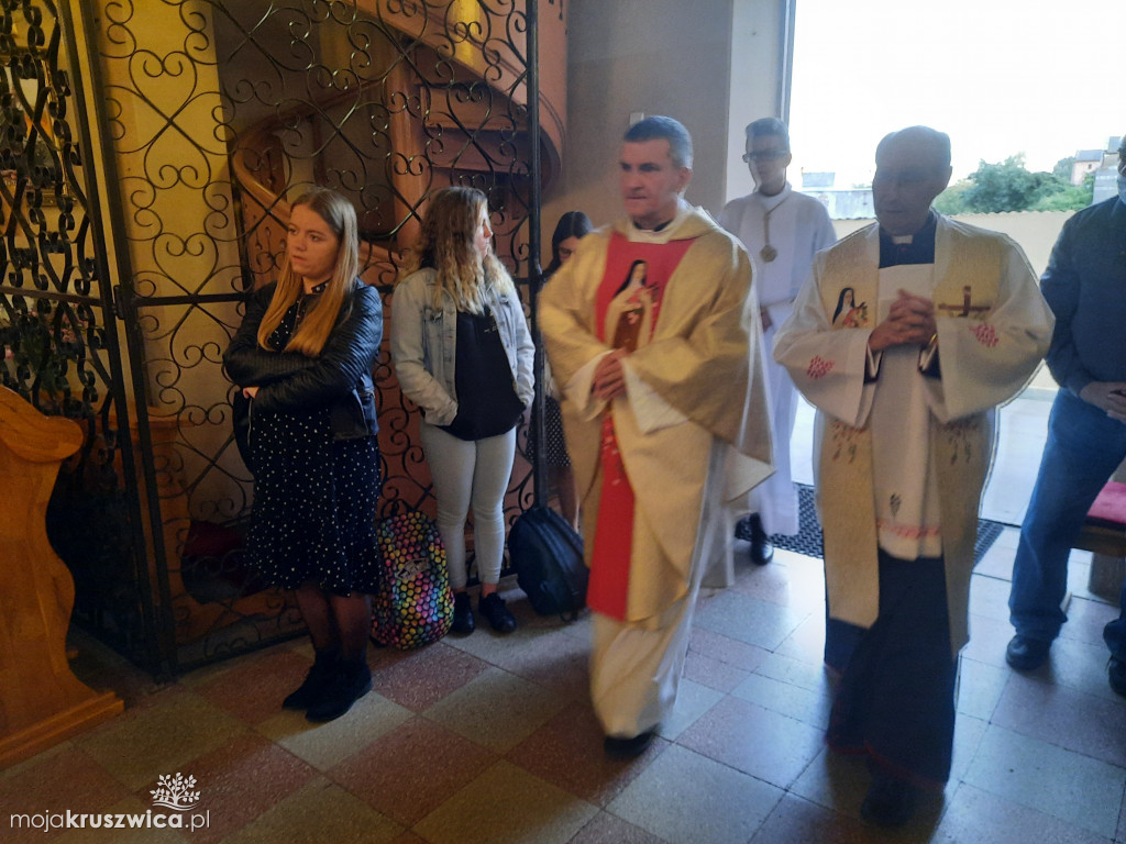  W parafii św. Teresy od Dzieciątka Jezus w Kruszwicy odbył się parafialny odpust