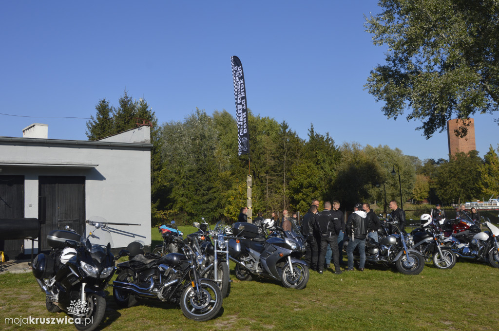 Motocykliści na ulicach Kruszwicy