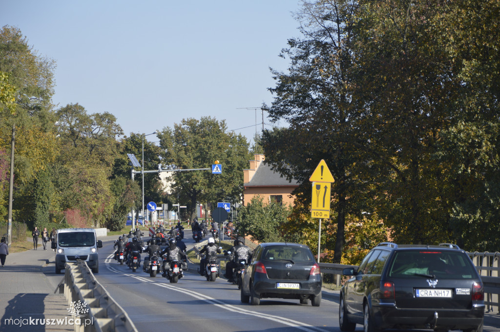 Motocykliści na ulicach Kruszwicy