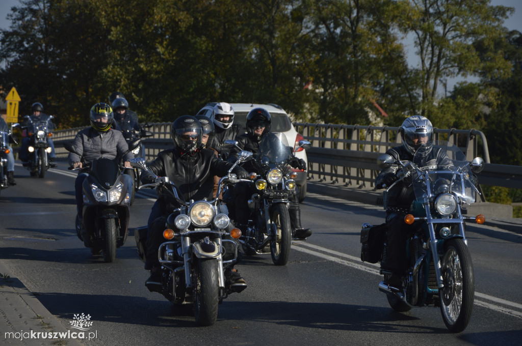 Motocykliści na ulicach Kruszwicy