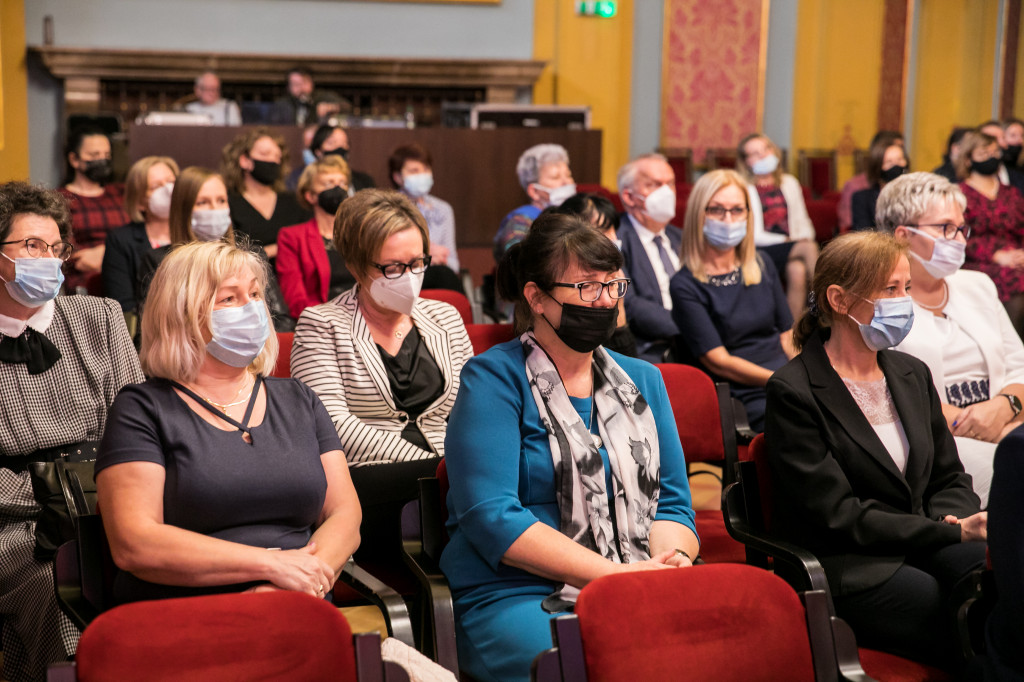 Ilona Dybicz z tytułem Kujawsko-Pomorskiego Lidera Edukacji, najlepszego z najlepszych w tej profesji