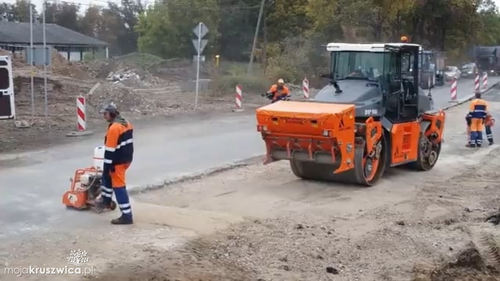 Budowa ronda w Kobylnikach