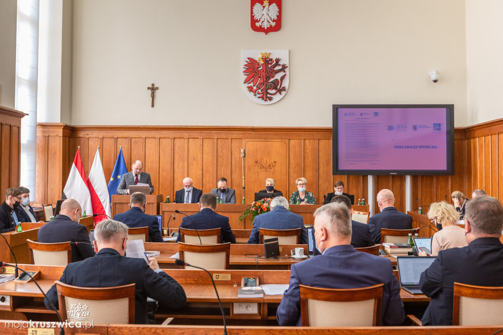 Zakończyła się sesja Sejmiku Województwa [ZDJĘCIA]