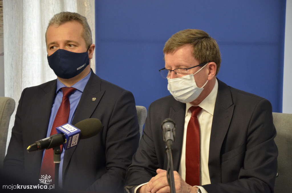 Podpisanie umowy na inwestycje w MYSIEJ WIEŻY