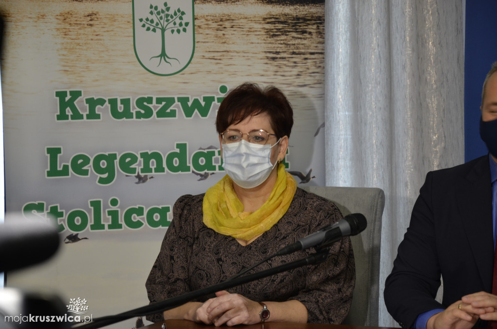 Podpisanie umowy na inwestycje w MYSIEJ WIEŻY