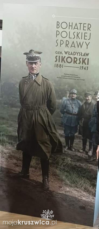 W Parchaniu odbył się wernisaż wystawy poświęconej Sikorskiemu [FOTO]
