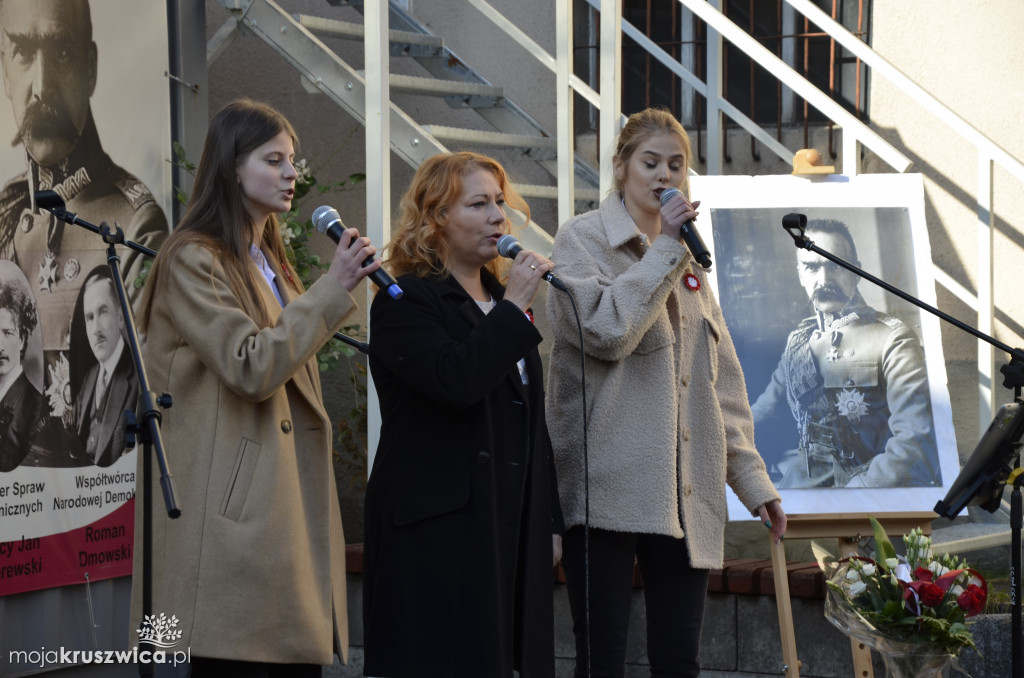 Szkoła Rzemiosła w Inowrocławiu stanęła do Hymnu Narodowego! [FOTO]