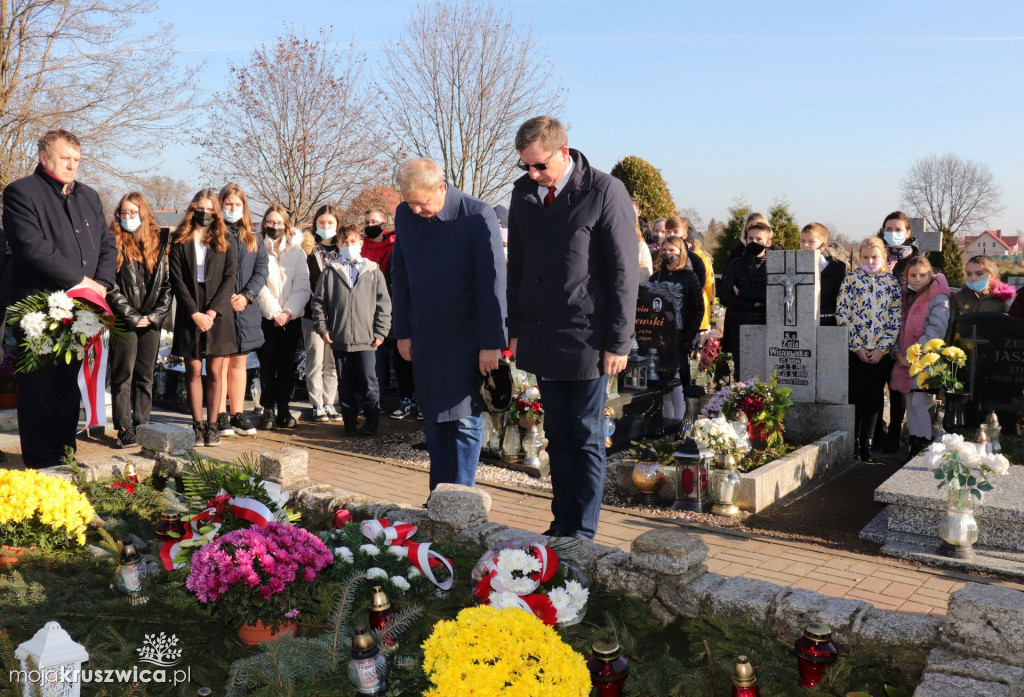 Społeczność Sławska Wielkiego na obchodach 11 Listopada