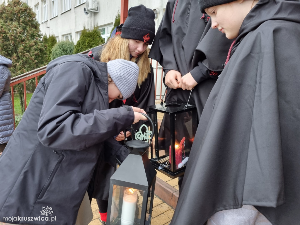 Betlejemski Światło Pokoju przekazane w Kruszwicy