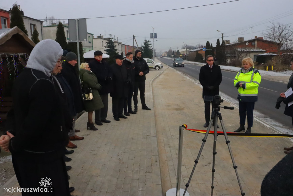 W Szarleju cieszą się już z nowej drogi [ZDJĘCIA]