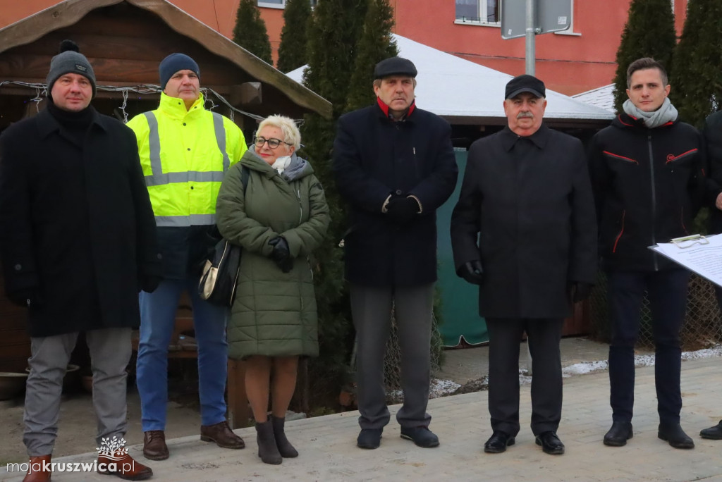 W Szarleju cieszą się już z nowej drogi [ZDJĘCIA]
