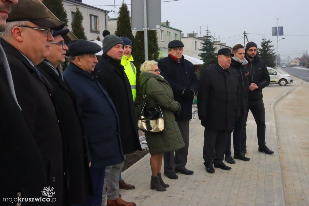 W Szarleju cieszą się już z nowej drogi [ZDJĘCIA]