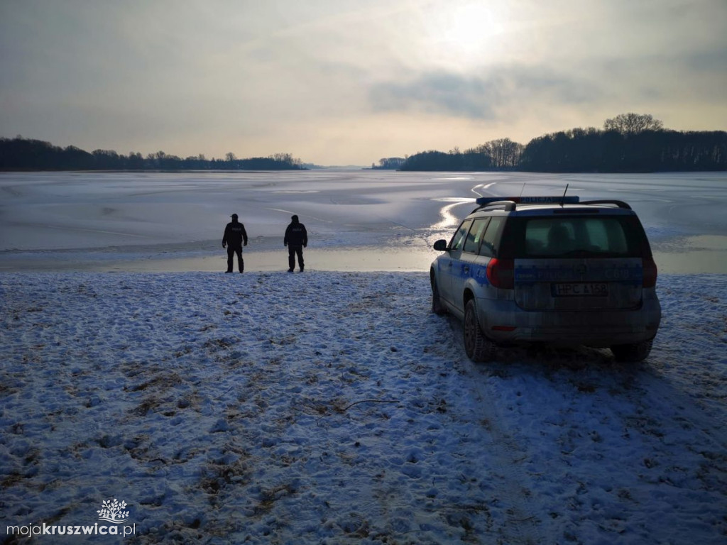 Dzielnicowi z Kruszwicy wzięli pod lupę jezioro Gopło