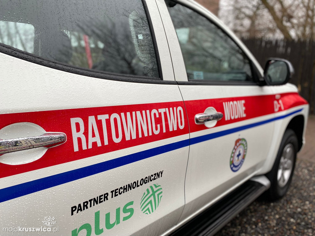 Nadgoplańskie WOPR ma nowe auto. Poprzednie zniszczyła