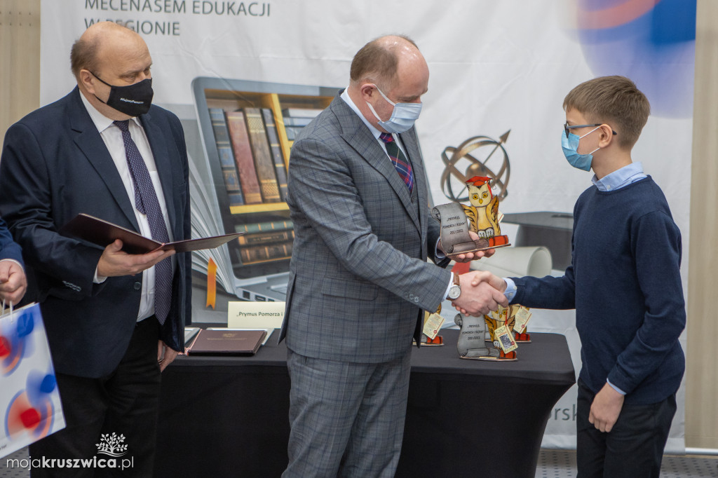 Prymusi Kujaw i Pomorza. Wśród nagrodzonych  uczeń Szkoły Podstawowej w Rusinowie