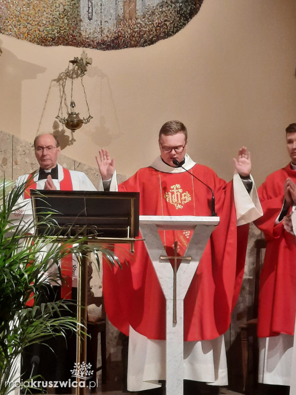  Za nami Liturgia Męki Pańskiej. Tak obchodzili ją kruszwiczanie [ZDJĘCIA]