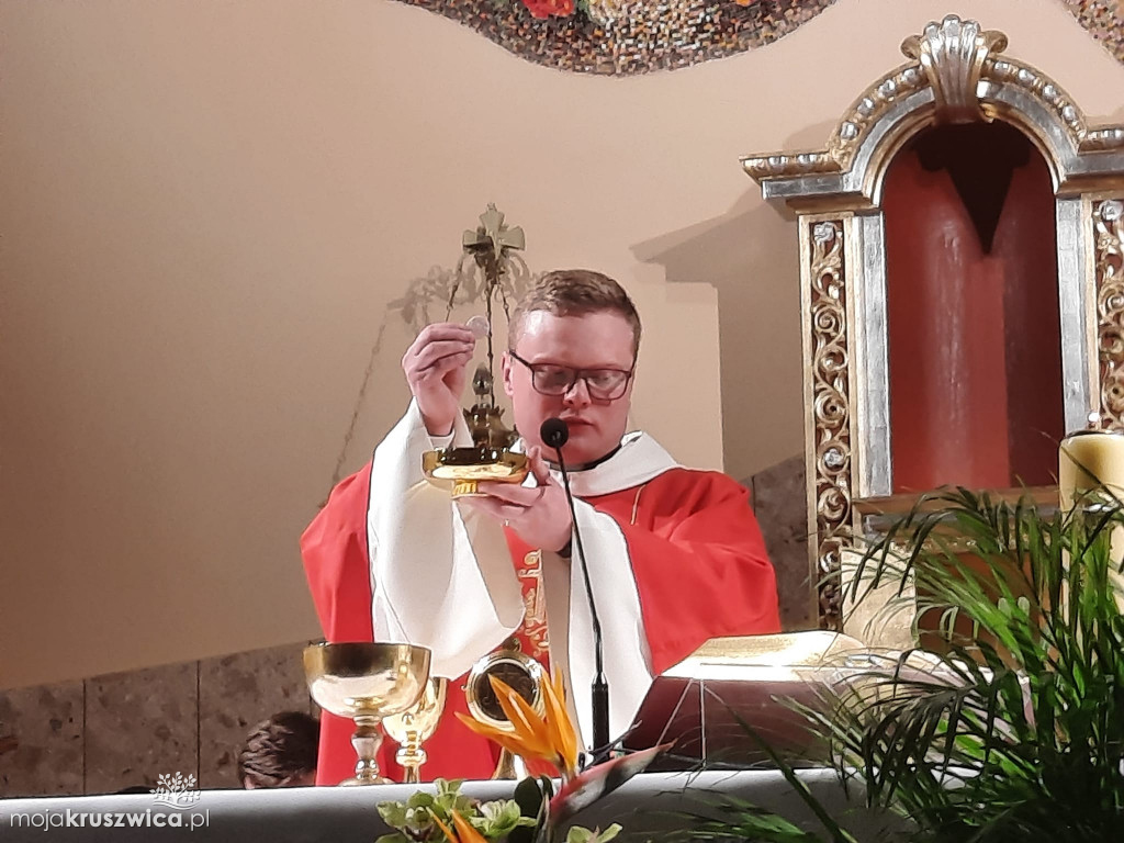  Za nami Liturgia Męki Pańskiej. Tak obchodzili ją kruszwiczanie [ZDJĘCIA]