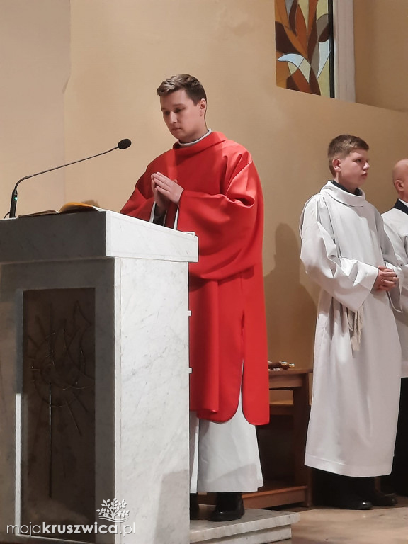  Za nami Liturgia Męki Pańskiej. Tak obchodzili ją kruszwiczanie [ZDJĘCIA]