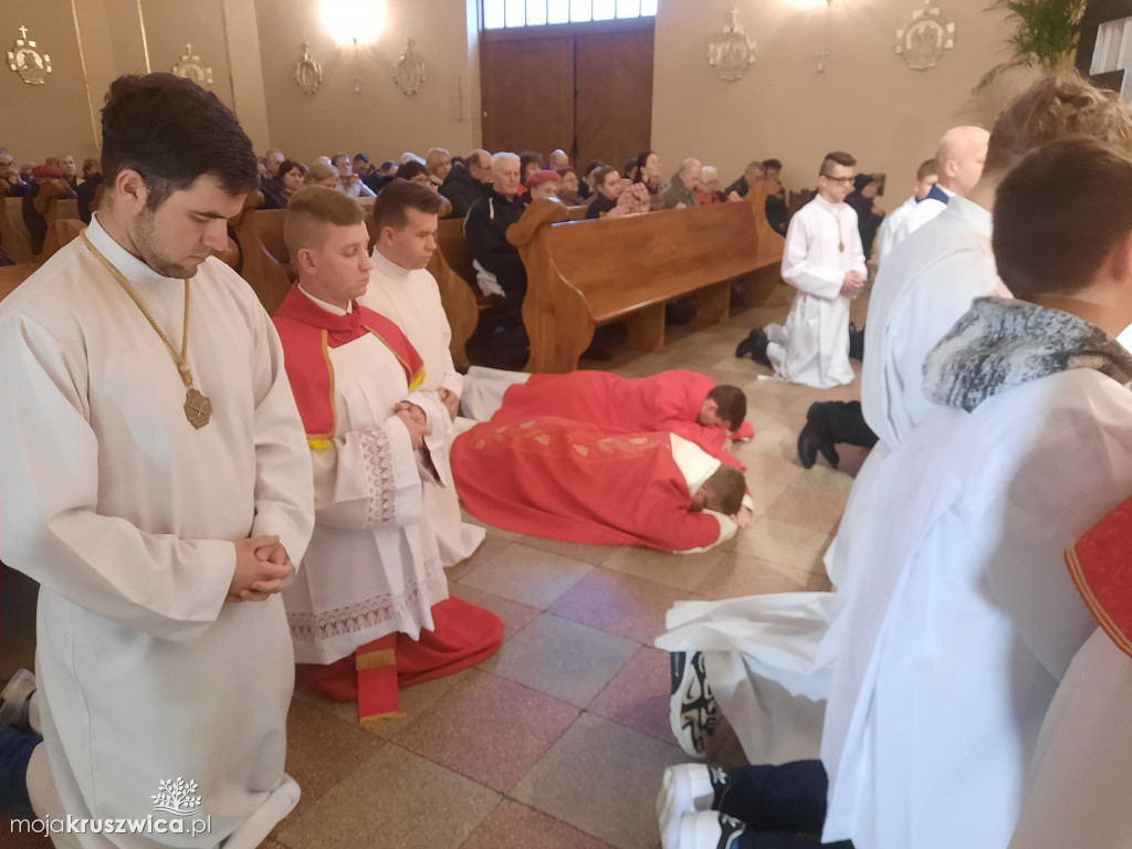  Za nami Liturgia Męki Pańskiej. Tak obchodzili ją kruszwiczanie [ZDJĘCIA]