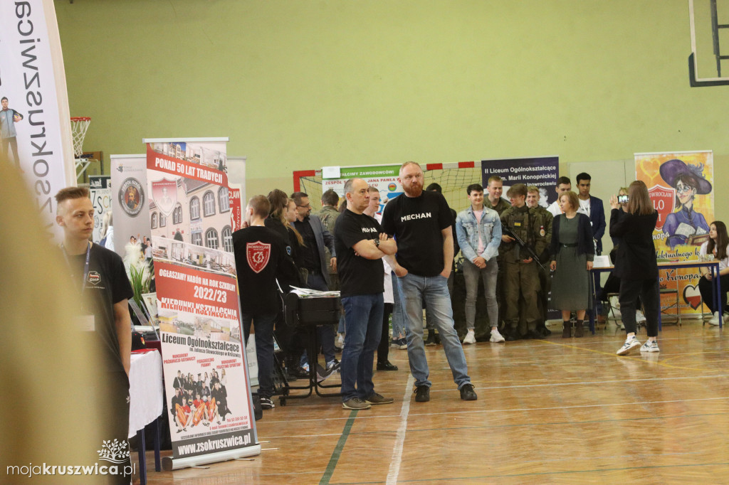 Szkoły z Kruszwicy, Inowrocławia i regionu na targach edukacyjnych [FOTO]