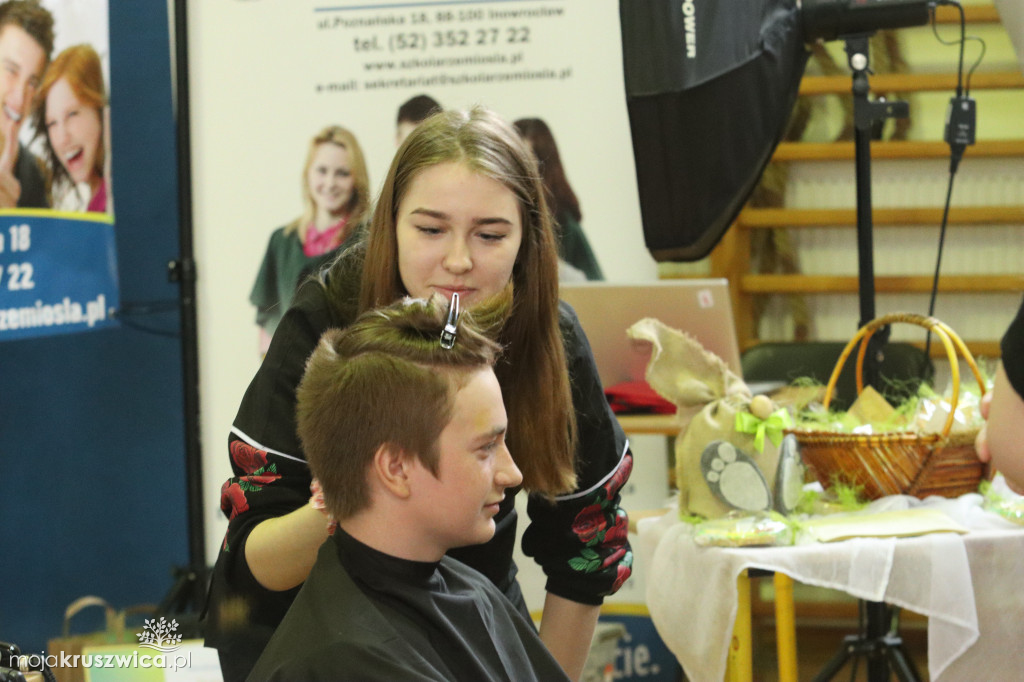 Szkoły z Kruszwicy, Inowrocławia i regionu na targach edukacyjnych [FOTO]