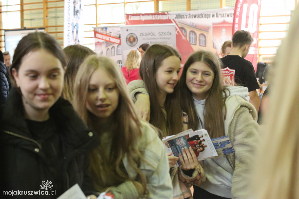 Szkoły z Kruszwicy, Inowrocławia i regionu na targach edukacyjnych [FOTO]