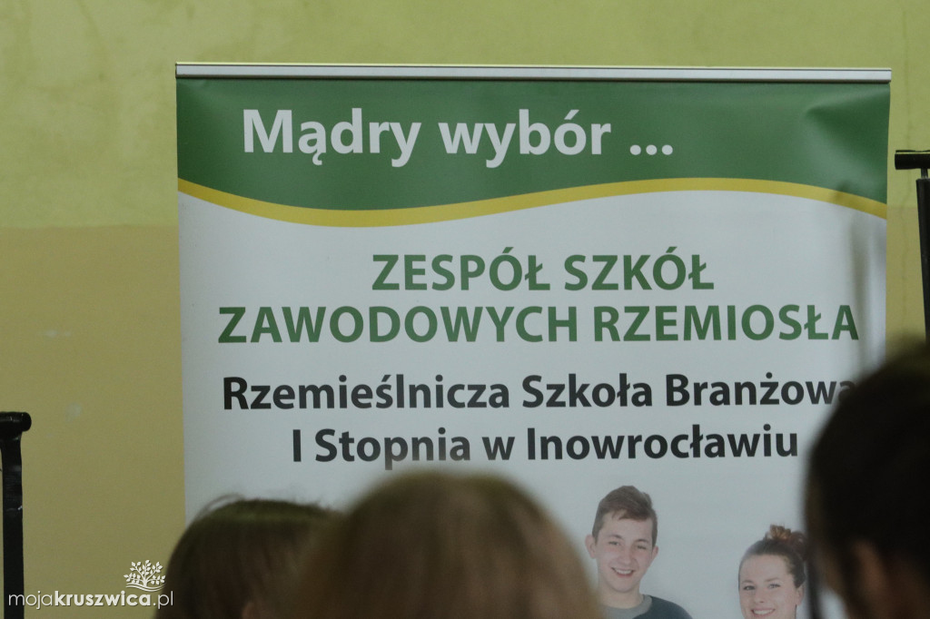 Szkoły z Kruszwicy, Inowrocławia i regionu na targach edukacyjnych [FOTO]