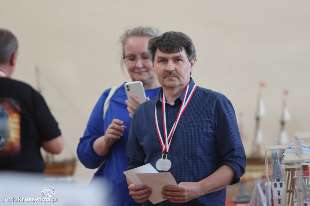 Modele kartonowe w Kruszwicy
