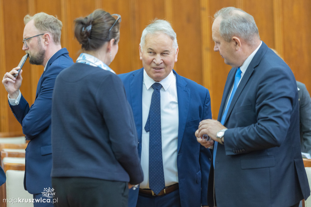 Sejmik udzielił wotum zaufania i absolutorium zarządowi województwa