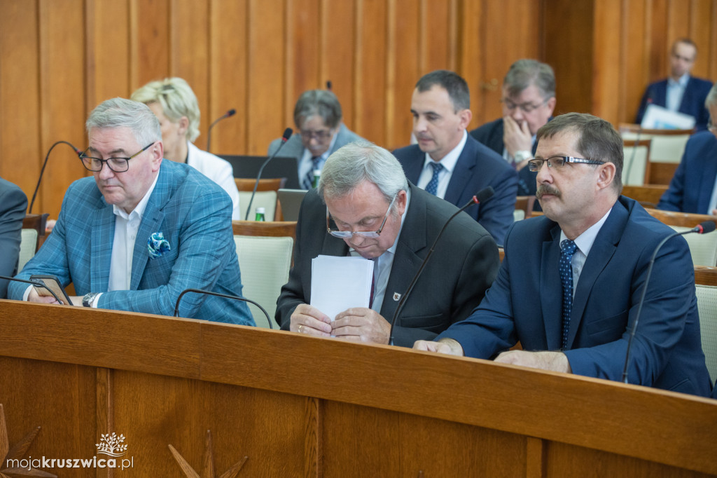 Sejmik udzielił wotum zaufania i absolutorium zarządowi województwa