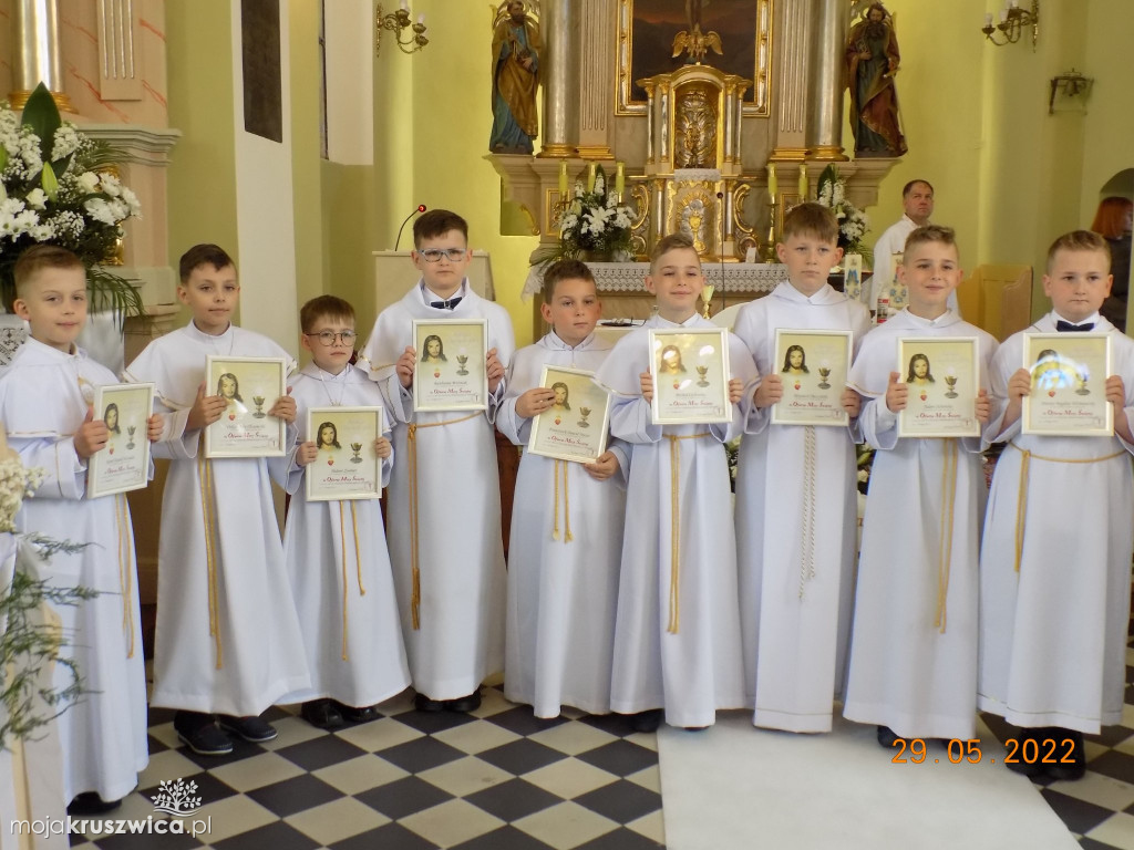 Chełmce. Dzieci przystąpiły do I Komunii Świętej [ZDJĘCIA]