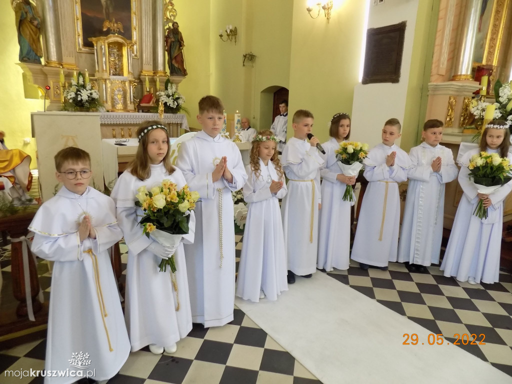 Chełmce. Dzieci przystąpiły do I Komunii Świętej [ZDJĘCIA]