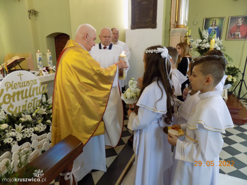 Chełmce. Dzieci przystąpiły do I Komunii Świętej [ZDJĘCIA]