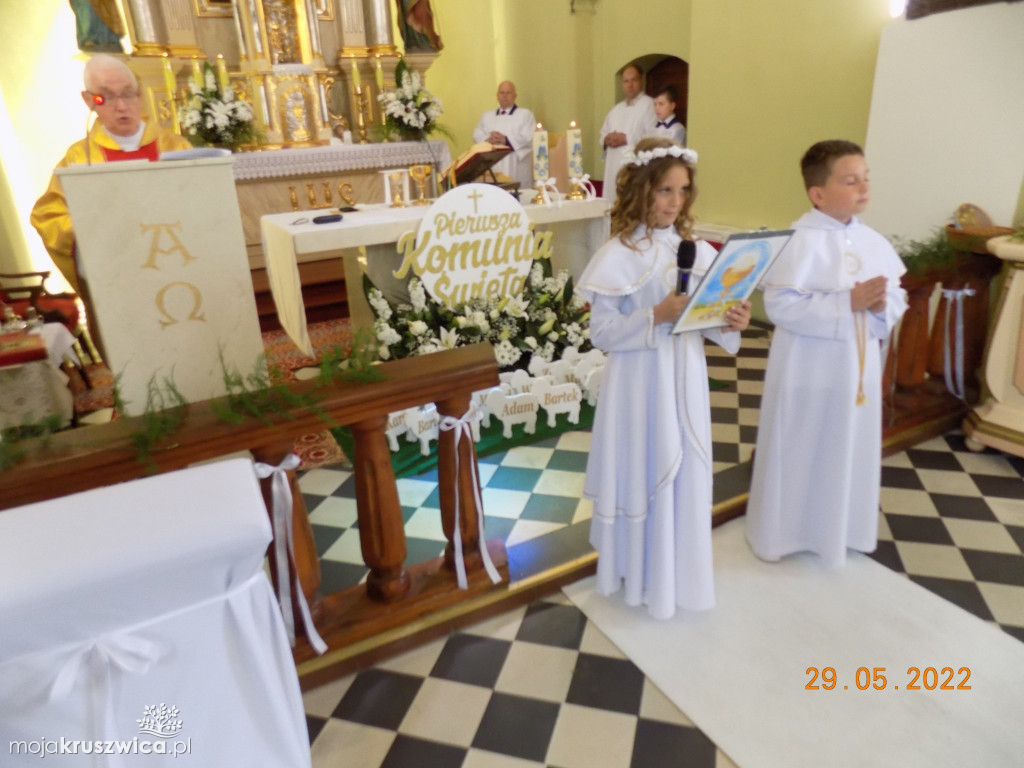 Chełmce. Dzieci przystąpiły do I Komunii Świętej [ZDJĘCIA]