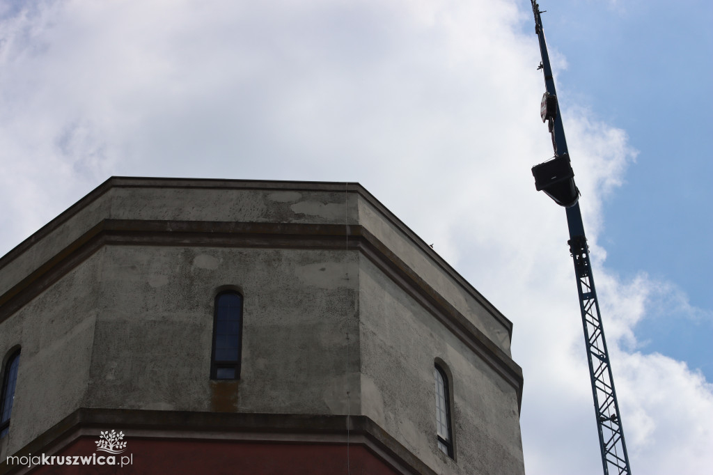  Na Wieży Ciśnień zamontowano system do emisji hejnału z wieży [ZDJĘCIA]