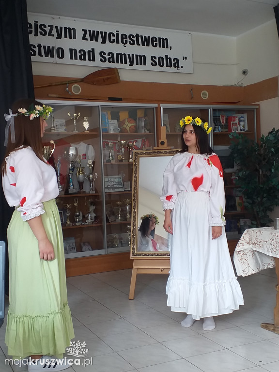 Świętowali 600-lecie przy sztuce teatralnej o królu Popielu