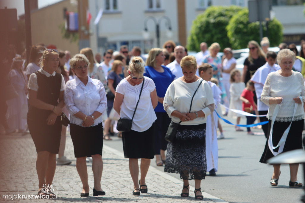 Procesja Bożego Ciała w parafii św. Teresy od Dzieciątka Jezus